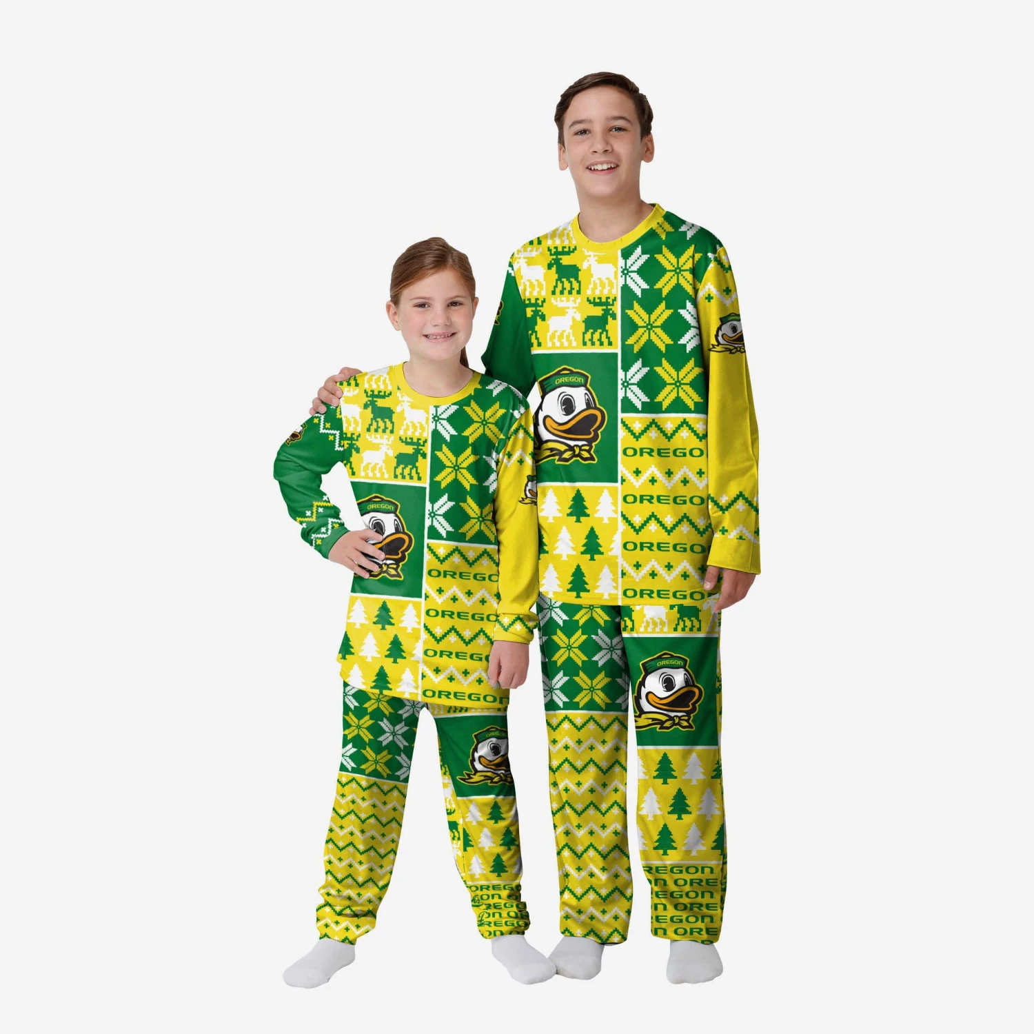 FOCO Oregon Ducks Youth Busy Block Family Holiday Pajamas 3 FOCO Oregon Ducks Youth Busy Block Family Holiday Pajamas