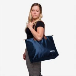 FOCO Seattle Seahawks Bold Color Tote Bag -FOCO Store BGNFEXFANLGHETOTEV2SS g3