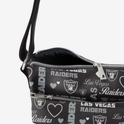 FOCO Las Vegas Raiders Logo Love Crossbody Purse 10 FOCO Las Vegas Raiders Logo Love Crossbody Purse -FOCO Store BGNFLTLECRSBOR g4