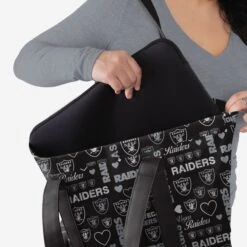 FOCO Las Vegas Raiders Logo Love Tote Bag 9 FOCO Las Vegas Raiders Logo Love Tote Bag -FOCO Store BGNFLTLETOTEOR g3
