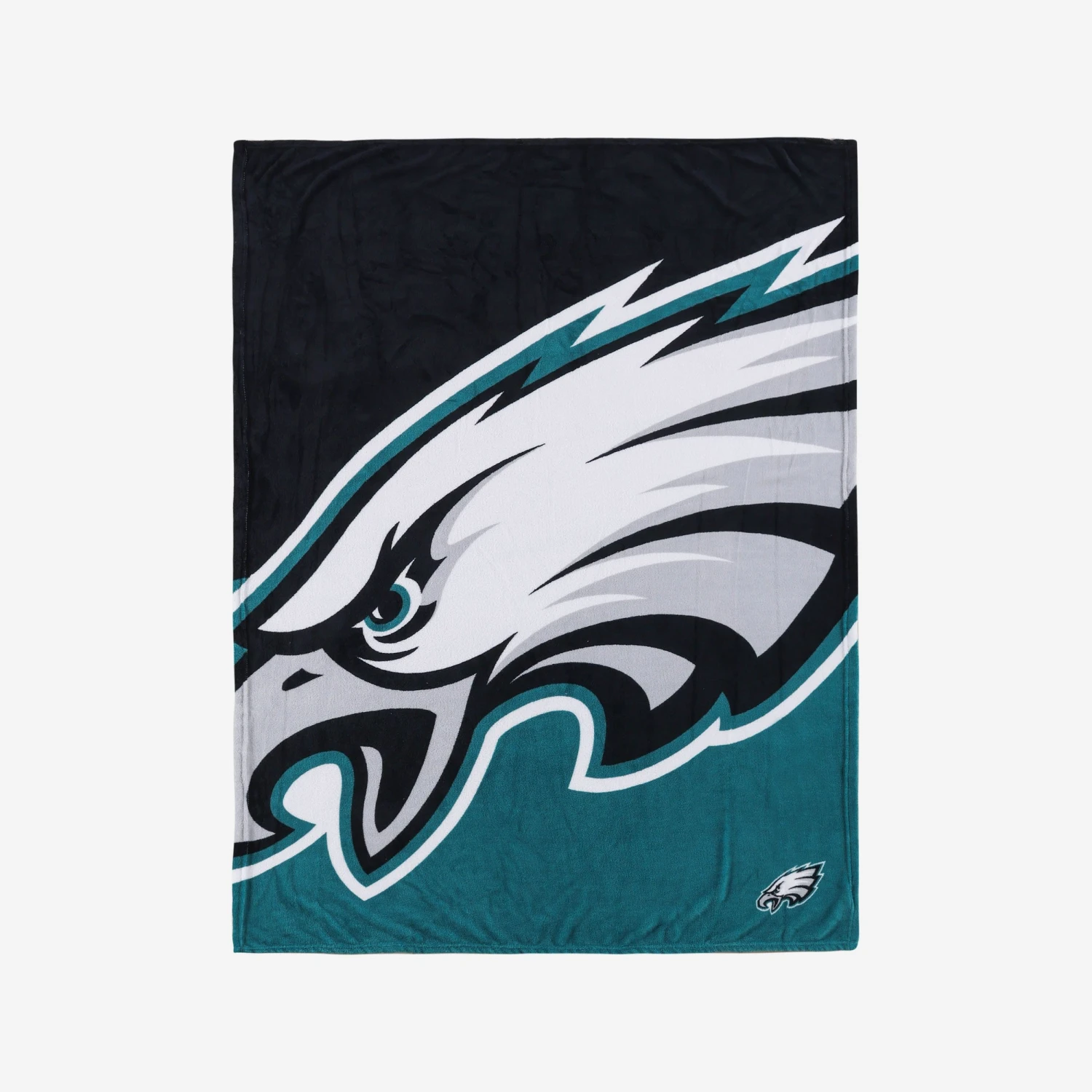 FOCO Philadelphia Eagles Supreme Slumber Plush Throw Blanket 3 FOCO Philadelphia Eagles Supreme Slumber Plush Throw Blanket