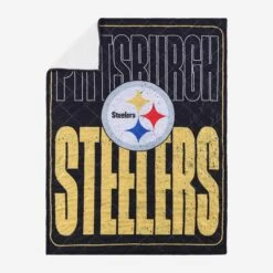 FOCO Pittsburgh Steelers Big Game Sherpa Lined Throw Blanket