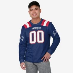 FOCO New England Patriots Gameday Ready Lounge Shirt