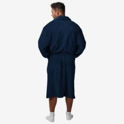 FOCO New England Patriots Lazy Day Team Robe -FOCO Store ROBENFSLDNVNP g3
