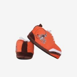 FOCO Cleveland Browns Youth Plush Sneaker Slipper 9 FOCO Cleveland Browns Youth Plush Sneaker Slipper -FOCO Store SLPNFPLSN816CL g3