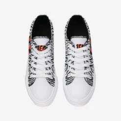 FOCO Cincinnati Bengals Womens White Stripe Low Top Canvas Shoe -FOCO Store SNWMNFLTWSTPCIB g4