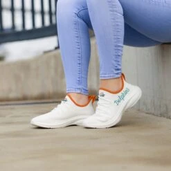 FOCO Miami Dolphins Womens Midsole White Sneakers -FOCO Store SNWMNFSMUWHTMD g3