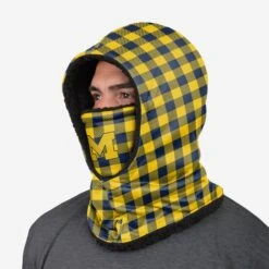 FOCO Michigan Wolverines Plaid Hooded Gaiter -FOCO Store SVNCPLDHDFCMI s