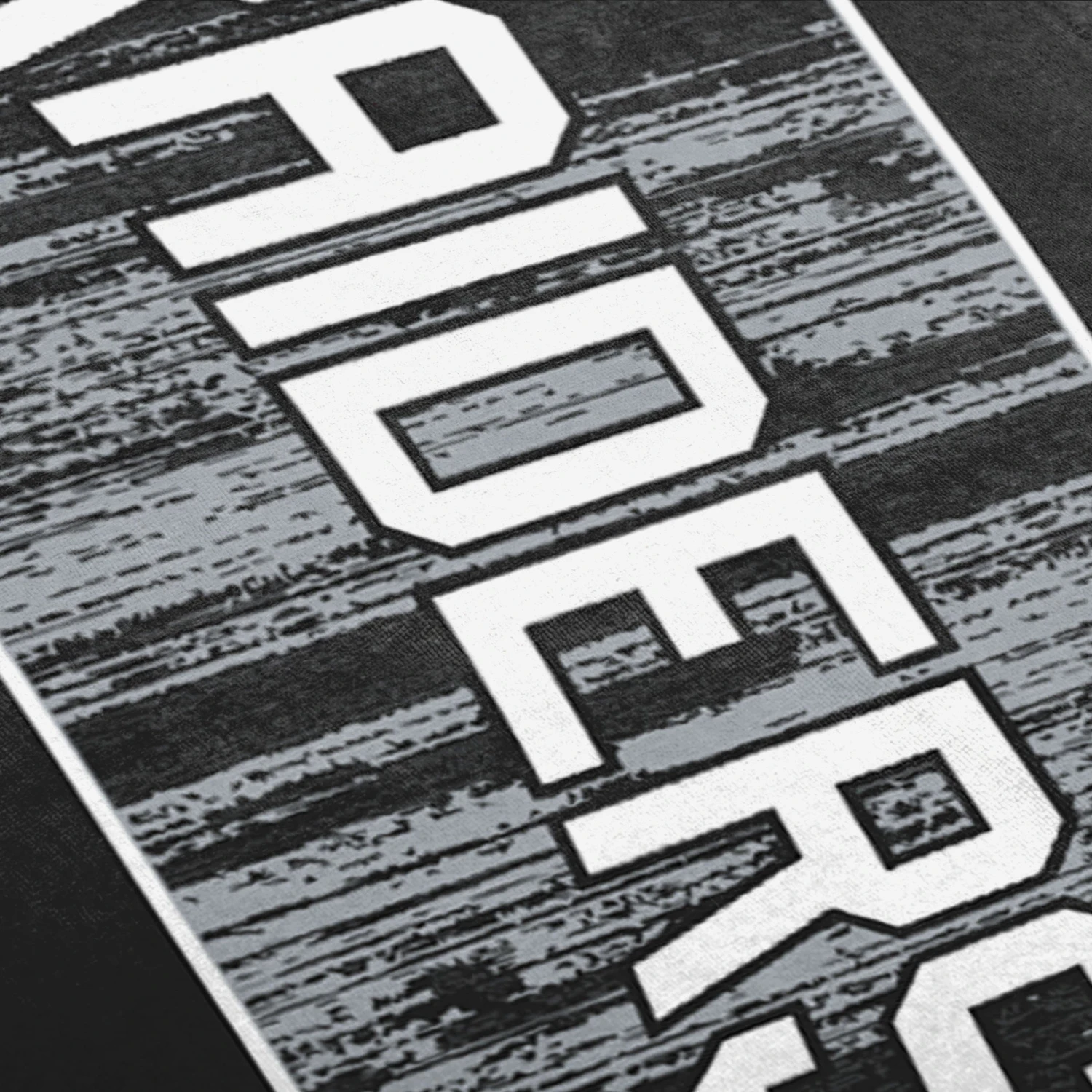 FOCO Las Vegas Raiders Big Logo Beach Towel 4 FOCO Las Vegas Raiders Big Logo Beach Towel - Image 2